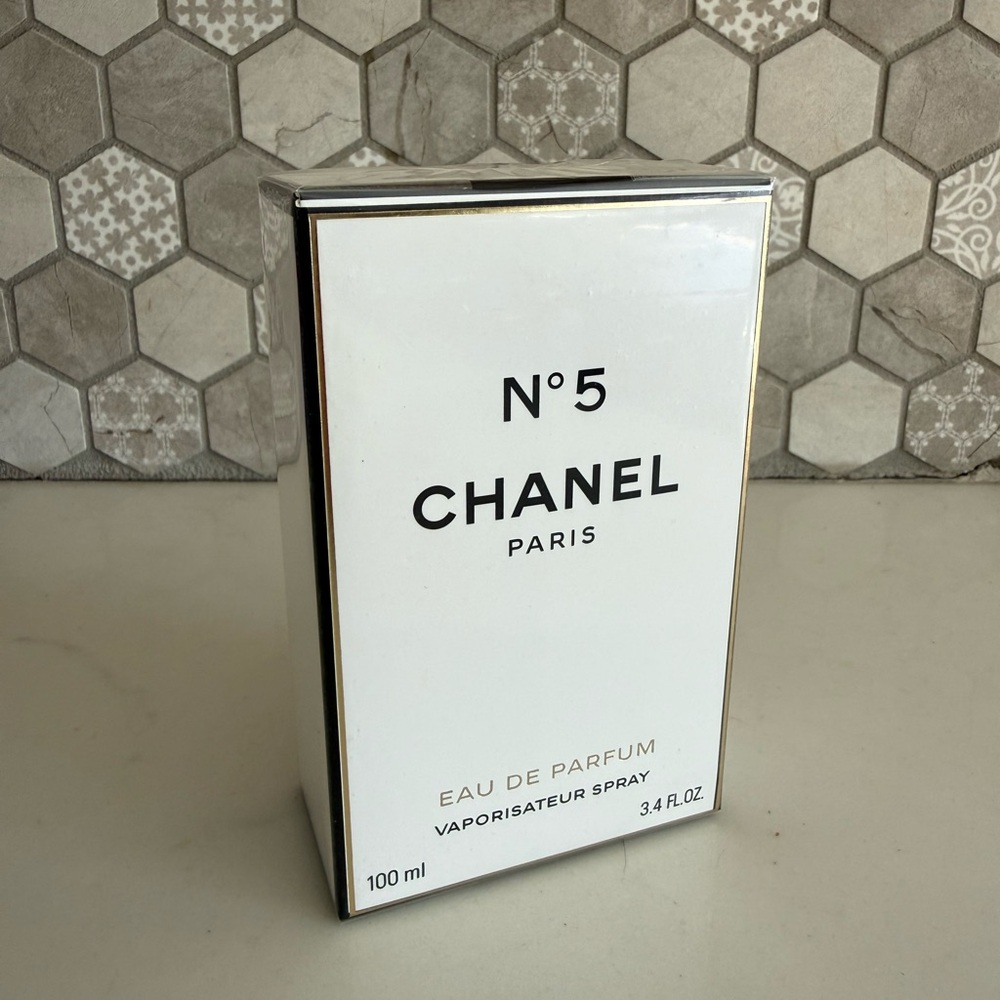 NIB CHANEL No. 5 Eau de Parfum Box 100ml sealed